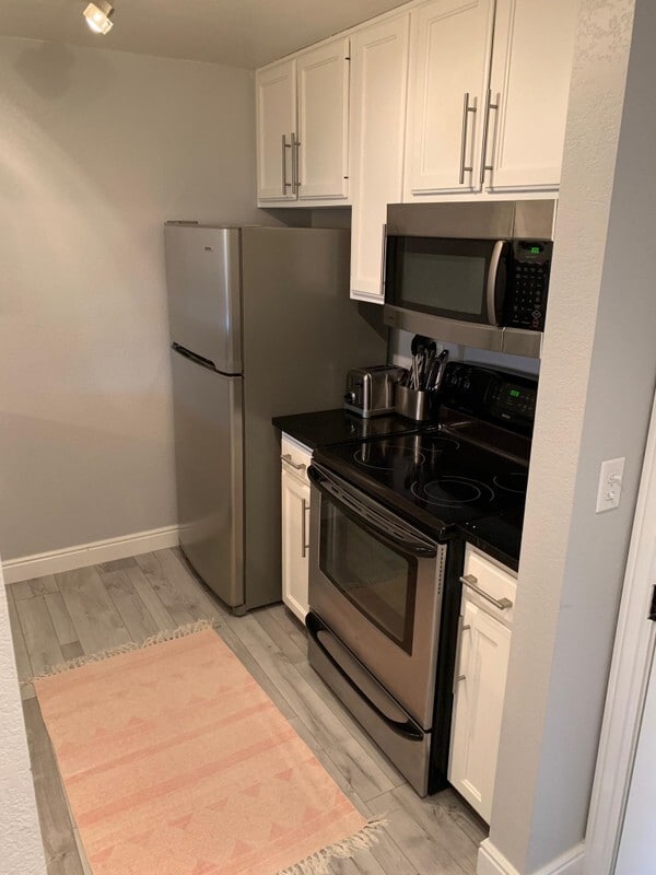 Building Photo - 530 S 400 E