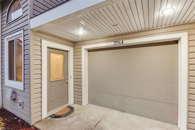 Building Photo - 3764 Chimney Creek Dr