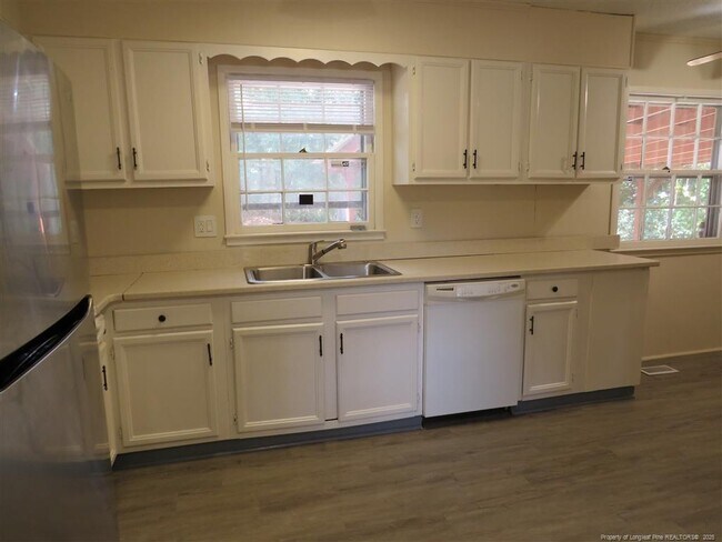 Foto del edificio - 7133 Hallstead Cir