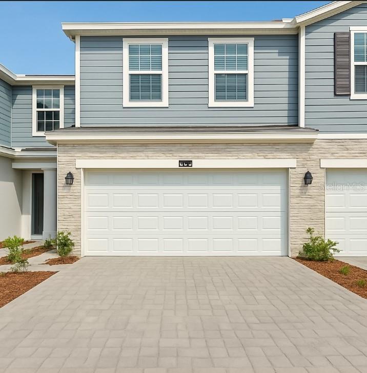 Foto principal - 274 Thompson Rd