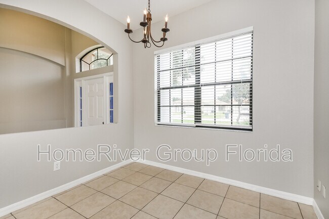 Building Photo - 412 Cinnamon Dr