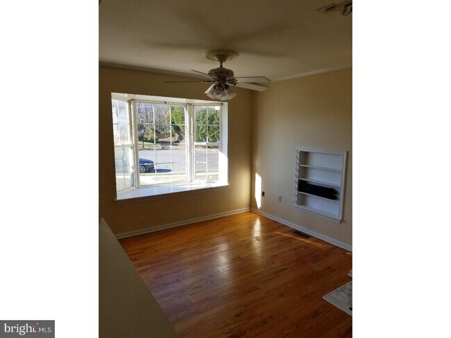 Building Photo - 23 Marsh Creek Ln