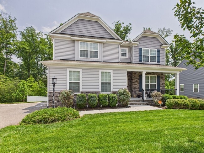 Building Photo - Spacious 5-Bedroom Colonial Home for Rent ...