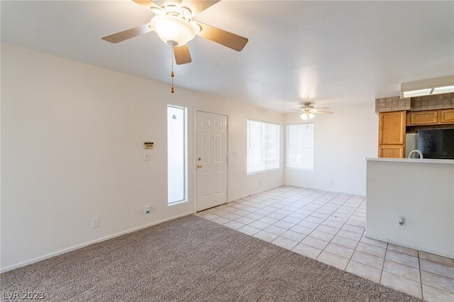 Building Photo - 3061 Key Largo Dr