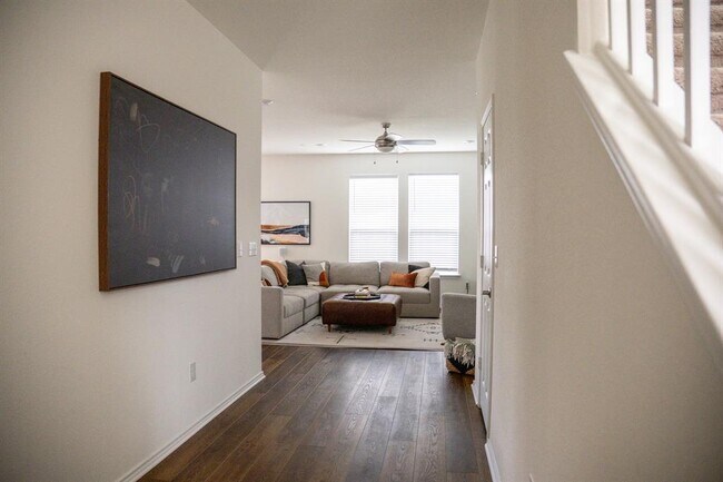 Foto del edificio - 6305 Conestoga Wagon Way
