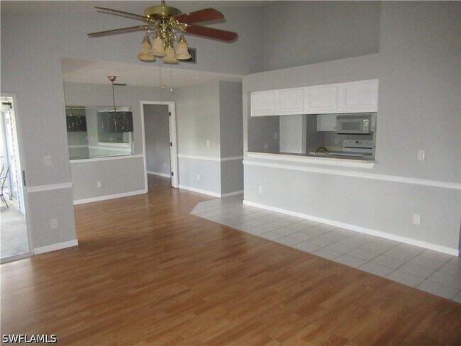 Foto del edificio - 6238 Timberwood Cir