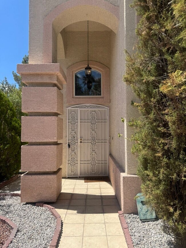 Foto del edificio - 4481 Tomer Ln