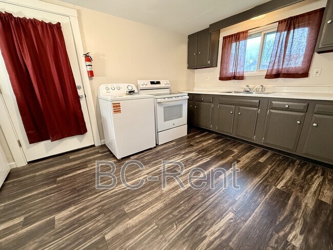 Foto del edificio - 526 Adams St