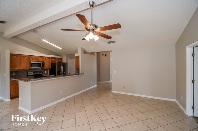 Foto del edificio - 2985 Chase Ridge Dr