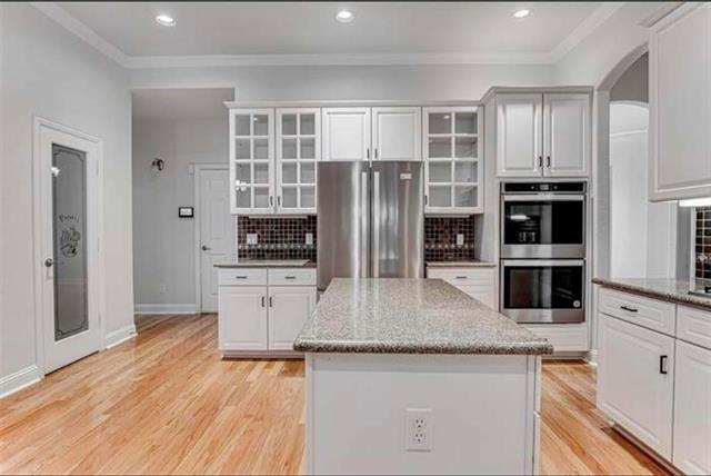 Building Photo - 1307 Genesis Dr
