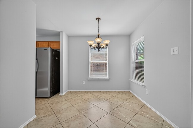 Foto del edificio - 7618 Village Mill Ln