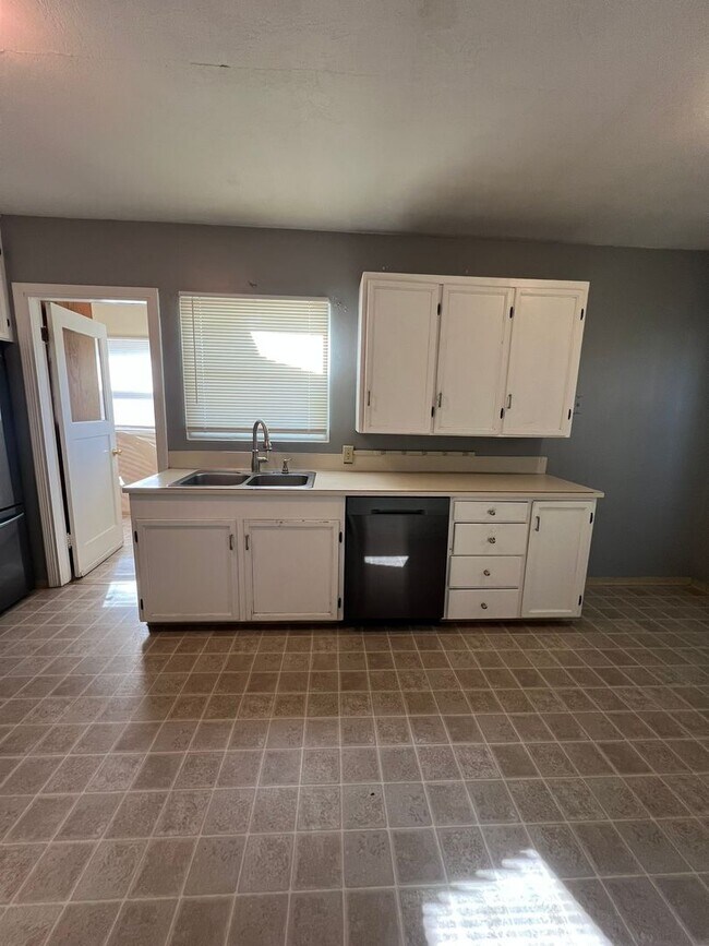 Foto del edificio - 2 Bedroom, 1 Bath Home