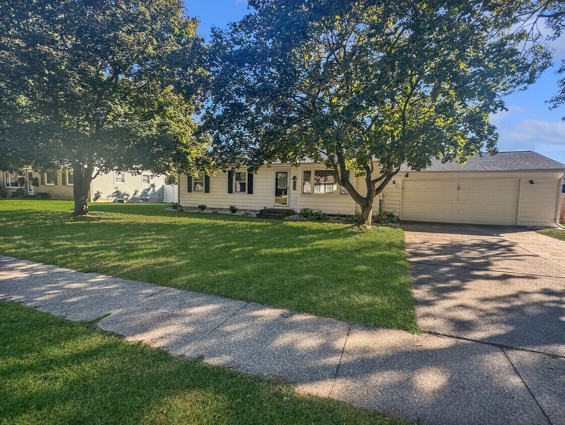 Foto principal - 1482 Harding St NW