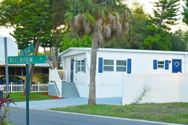 Building Photo - 608 River Village Dr