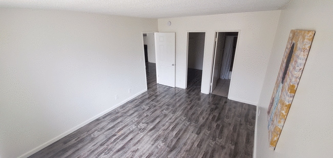 Building Photo - 1967 18th St