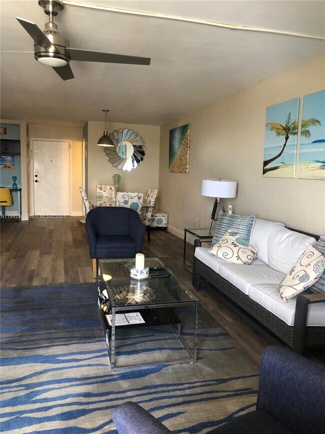 Foto del edificio - 801 S Ocean Dr