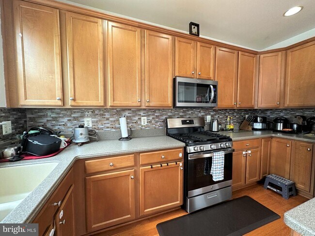 Building Photo - 42562 Magellan Square
