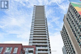 Building Photo - 308 Jarvis St