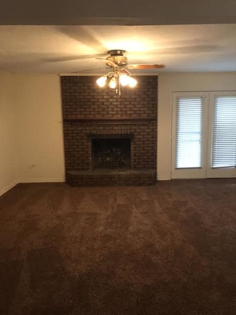 Building Photo - 392 Brookwood Lake Pl