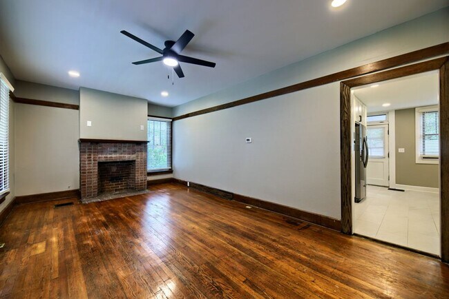 Foto del edificio - 251 E Lane Ave