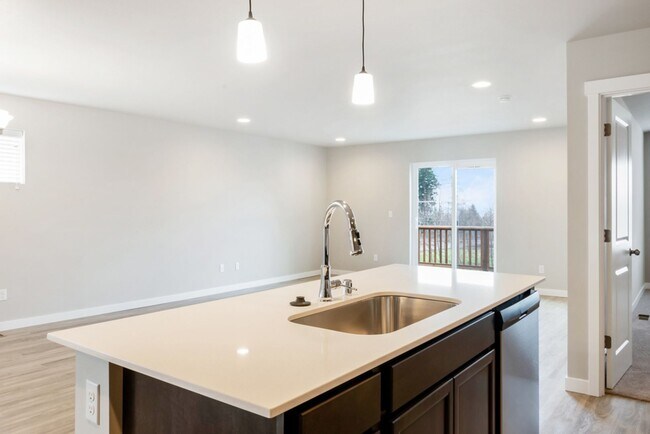 Foto del edificio - Newly Built 4bd 2.5ba in LSSD