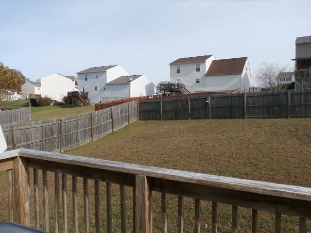 Building Photo - 109 Stoney Brook Dr