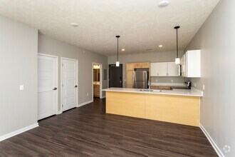 Oriole - Living /Dining - The Reserve on 77