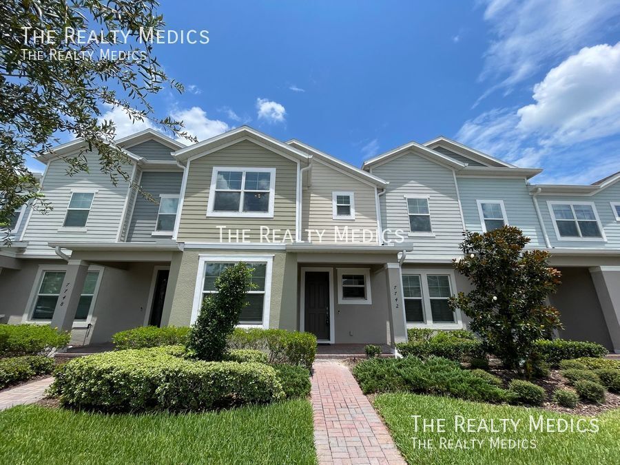 Foto principal - 7742 Bowery Dr