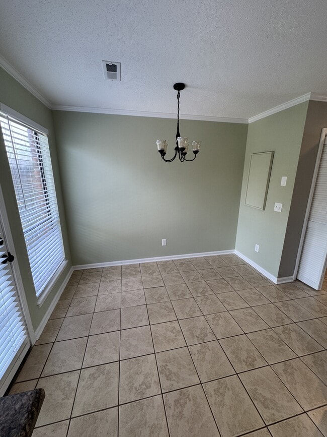 Foto del edificio - 23 Upton Ct Dr