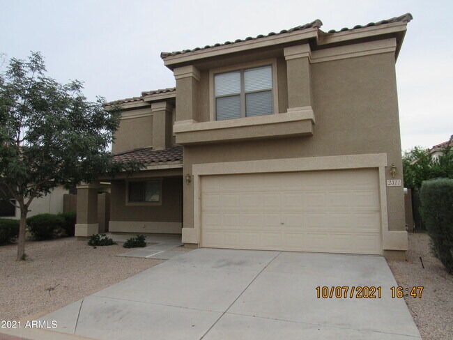 Building Photo - 2311 E Hazeltine Way