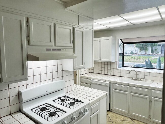 Foto del edificio - Peaceful 3bd home in Westchester