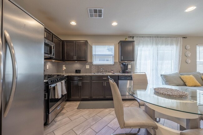 Foto del edificio - 3638 Via El Monte Ave