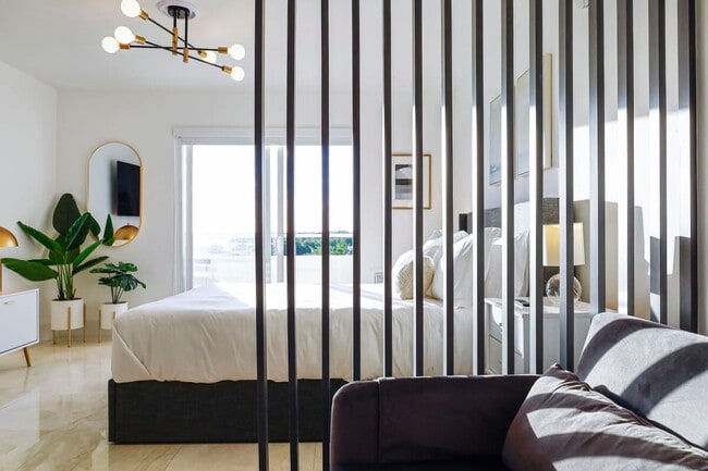 Foto del edificio - 212 West Dr