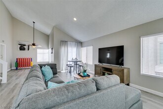 Building Photo - 6585 Minton Ct