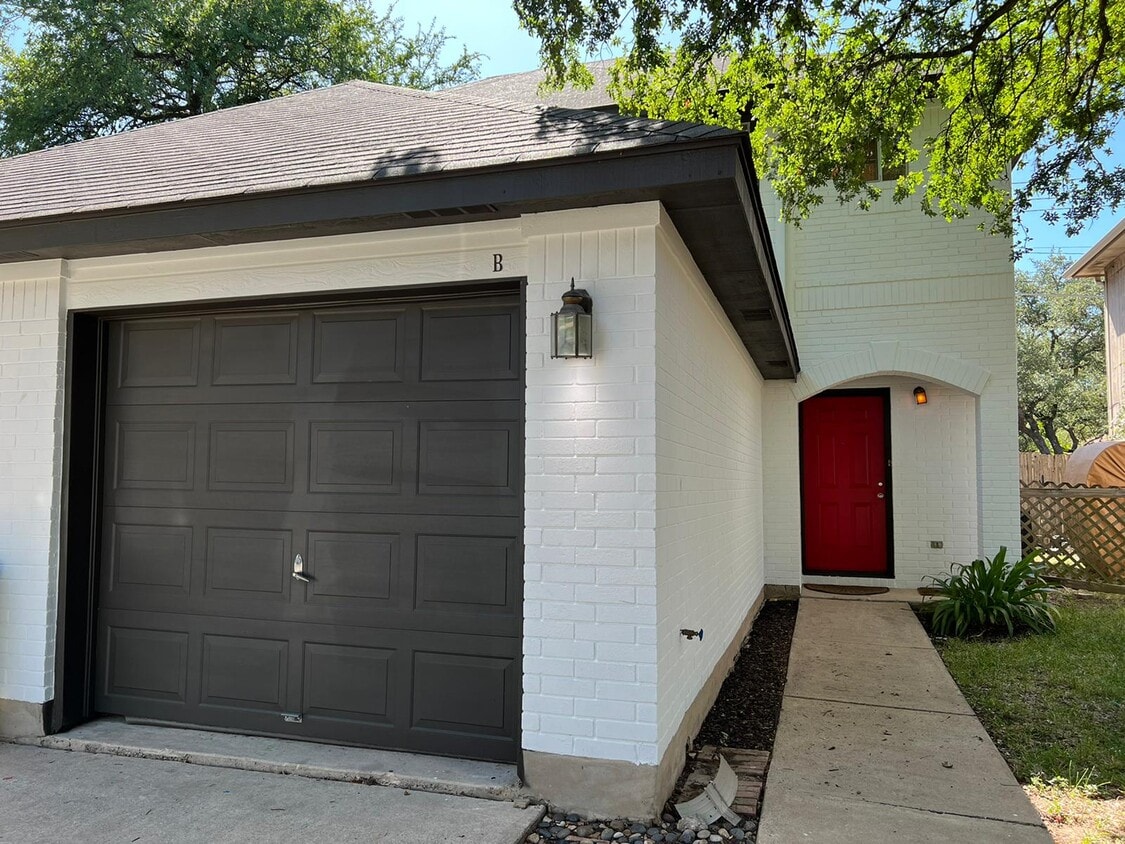 Primary Photo - 9708 Sugar Hill Dr