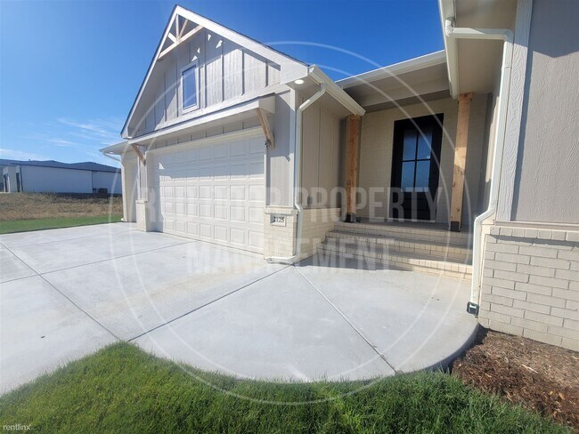 Foto del edificio - 4 br, 3 bath House - 2125 South Tara Falls...