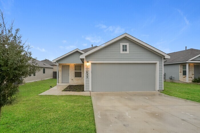 Primary Photo - 11635 Boyd Bay