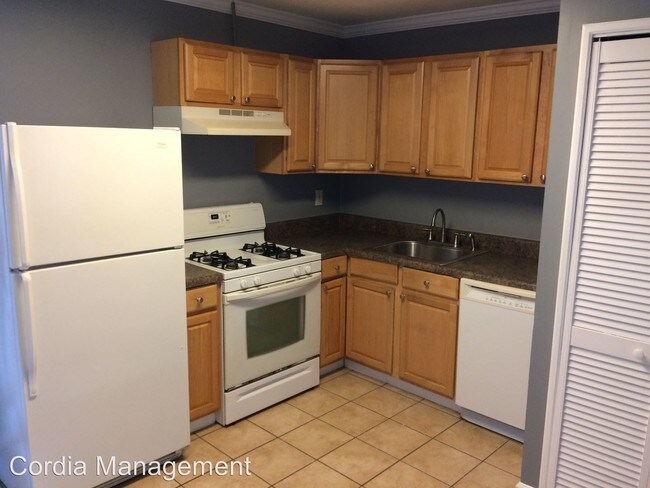 Foto del edificio - 2 br, 1 bath House - 2880 8th St