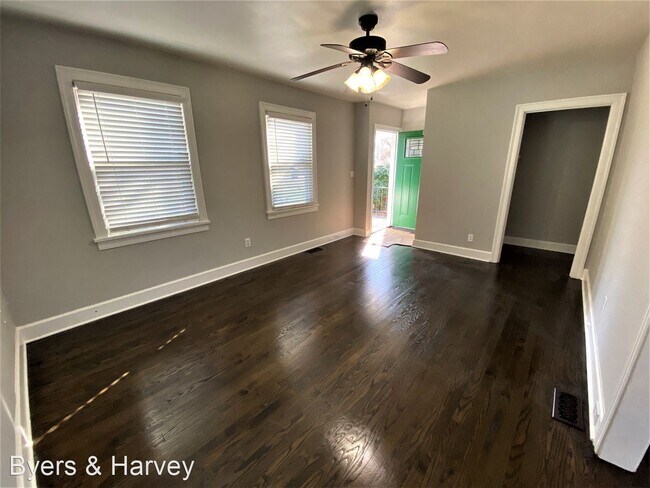 Foto del edificio - 3 br, 1 bath House - 735 Woodmont Blvd.