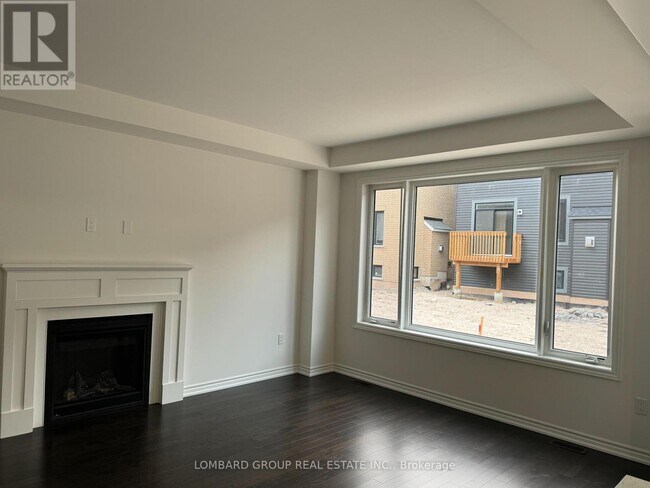 Building Photo - 21 Stanley Leitch Dr