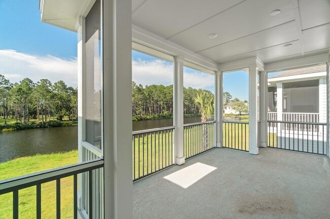 Building Photo - 212 Kara Lake Dr