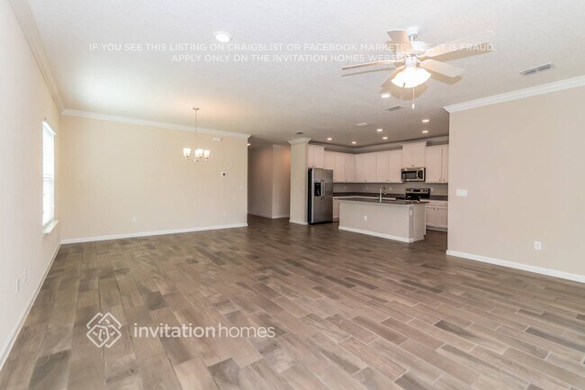 Foto del edificio - 7237 Blairton Wy