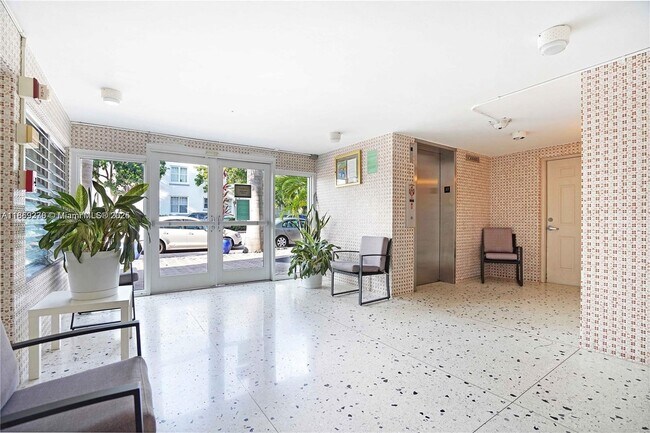Foto del edificio - 1498 Jefferson Ave