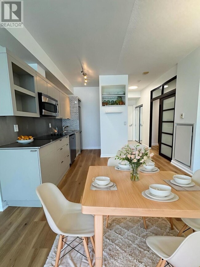 Building Photo - 111 Elizabeth St