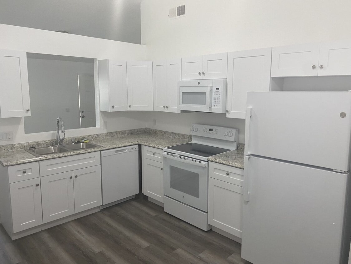 1964 Bonneville Dr, Orlando, FL 32826 House Rental in Orlando, FL