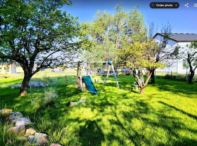 Foto del edificio - 646 S Coleman St