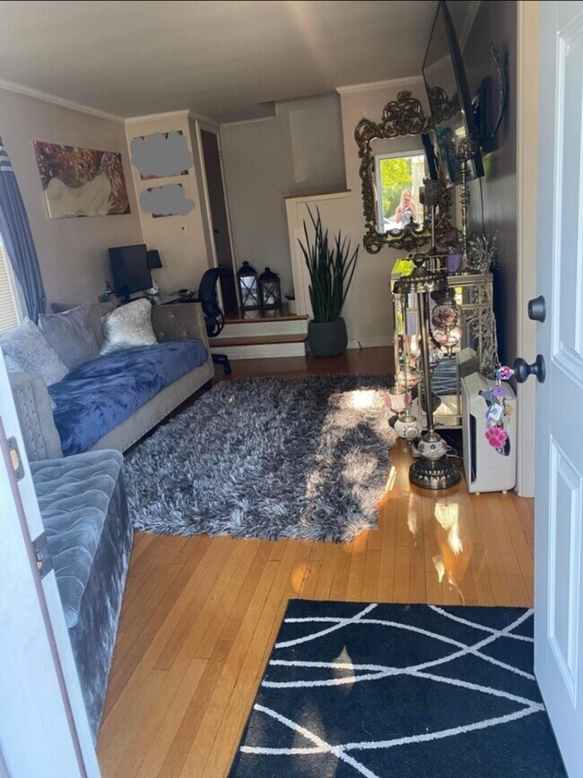 Foto del edificio - 4019 N Oriole Ave