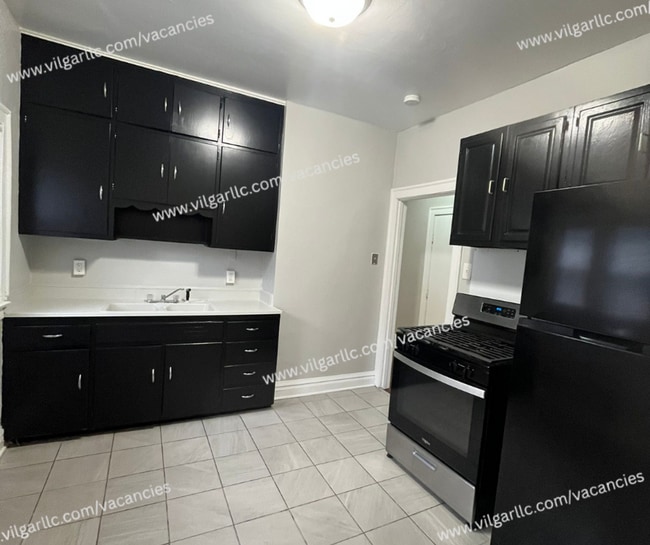 Building Photo - 6631 Madison Ave