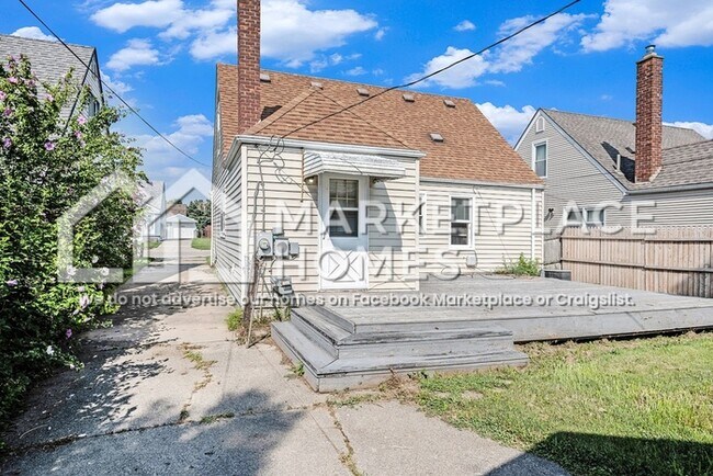 Building Photo - 24850 Wilmot Ave