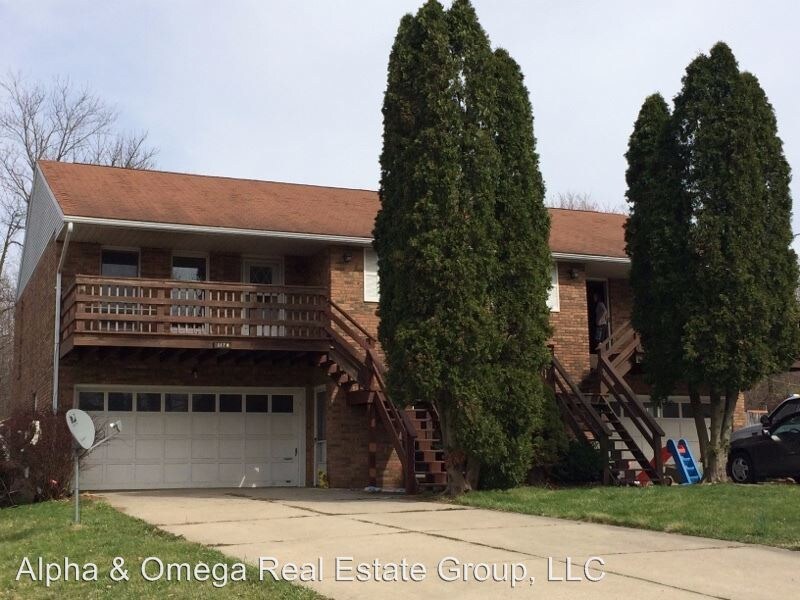 Primary Photo - 1174-1178 Eastview Dr